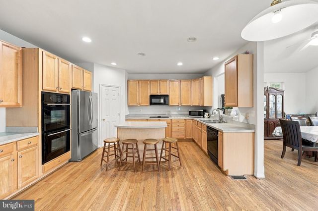 58 BRADDOCK ST, Charles Town, WV 25414