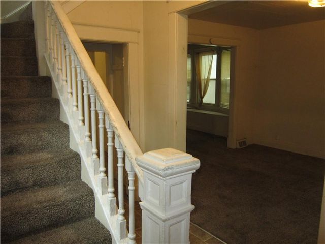 815 Elmwood Avenue, Kansas City, MO 64124