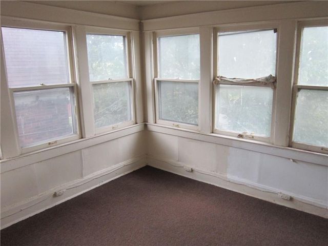 815 Elmwood Avenue, Kansas City, MO 64124