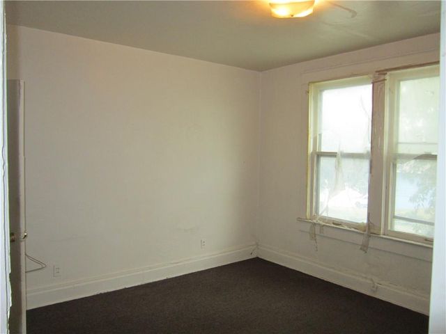 815 Elmwood Avenue, Kansas City, MO 64124