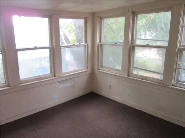 815 Elmwood Avenue, Kansas City, MO 64124