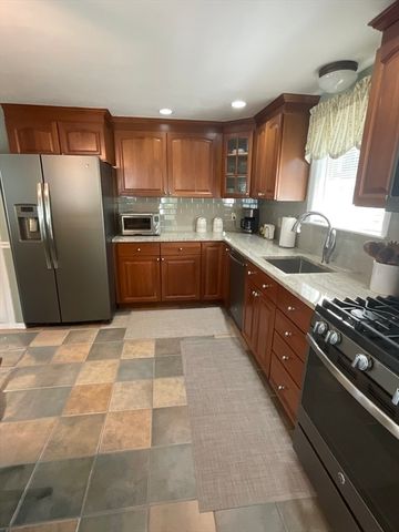 55 Hurley Circle, Marlborough, MA 01752