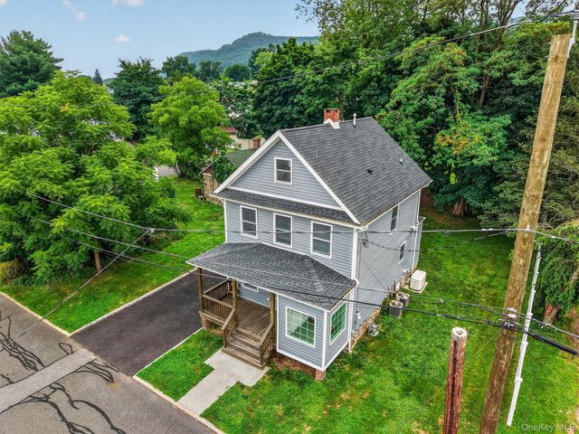 11 Harrison Street, Garnerville, NY 10923