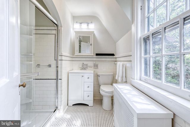 202 TAPLOW RD, Baltimore, MD 21212