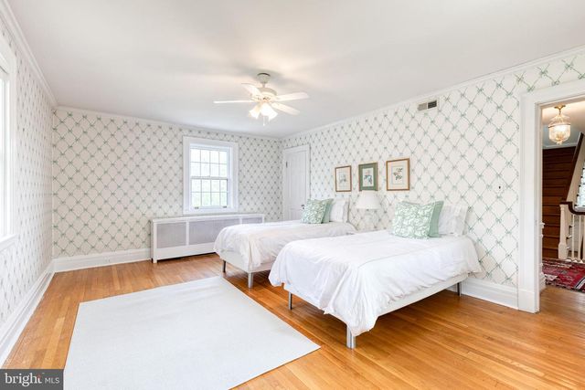 202 TAPLOW RD, Baltimore, MD 21212