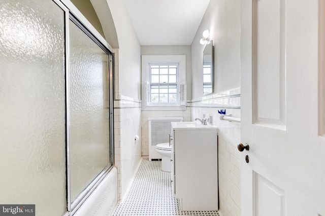 202 TAPLOW RD, Baltimore, MD 21212
