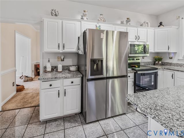 9737 Southmill Dr, Glen Allen, VA 23060