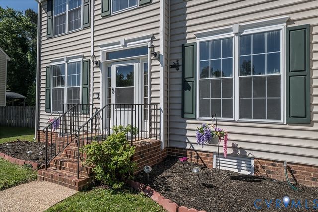 9737 Southmill Dr, Glen Allen, VA 23060