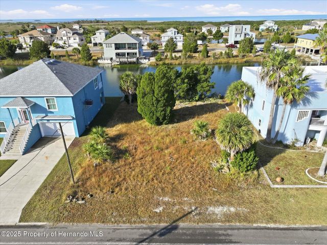 3325 Gardenia Drive, Hernando Beach, FL 34607