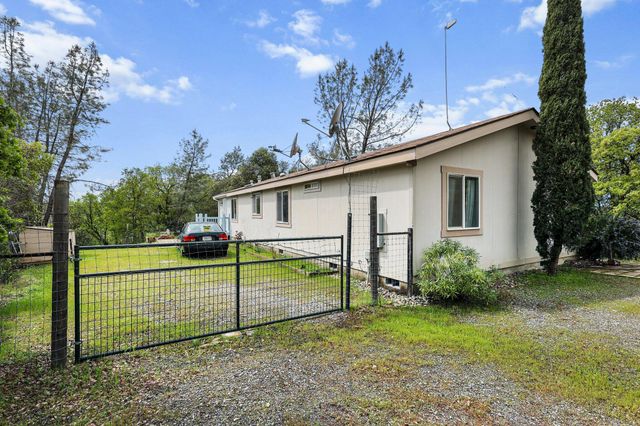 17235 View Drive, Cottonwood, CA 96022