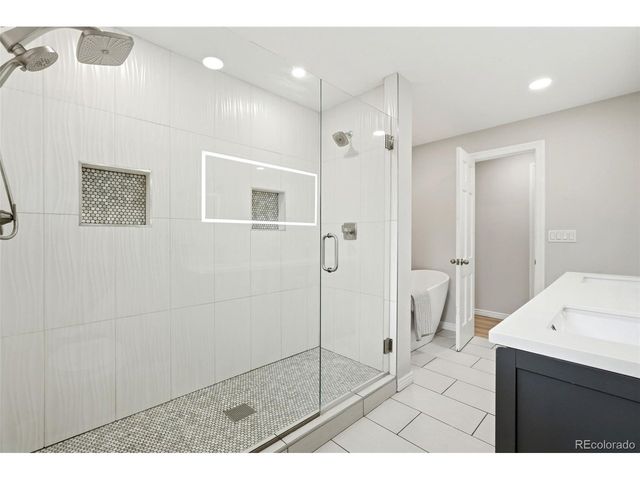 3712 Simms St, Wheat Ridge, CO 80033