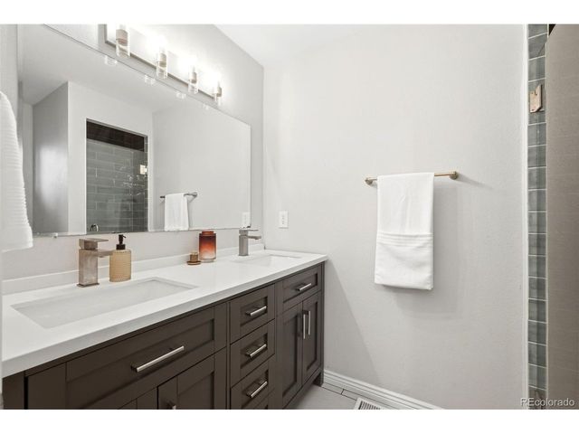 3712 Simms St, Wheat Ridge, CO 80033