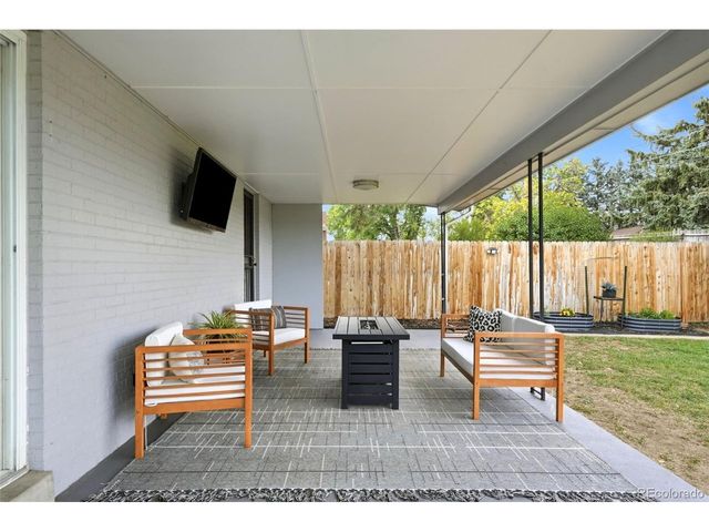 3712 Simms St, Wheat Ridge, CO 80033