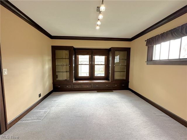 2713 Brookview Boulevard, Parma, OH 44134