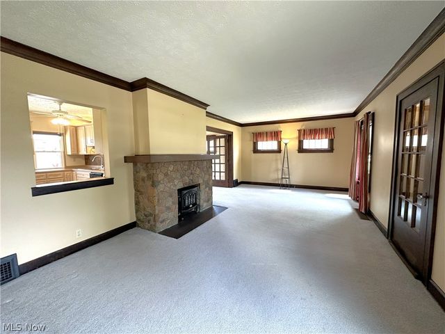 2713 Brookview Boulevard, Parma, OH 44134