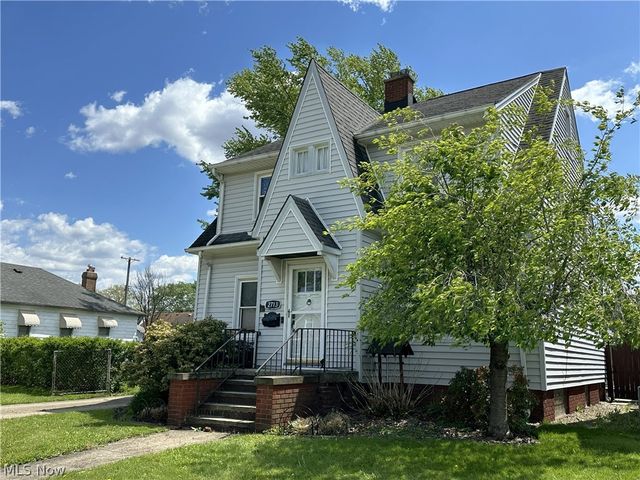 2713 Brookview Boulevard, Parma, OH 44134