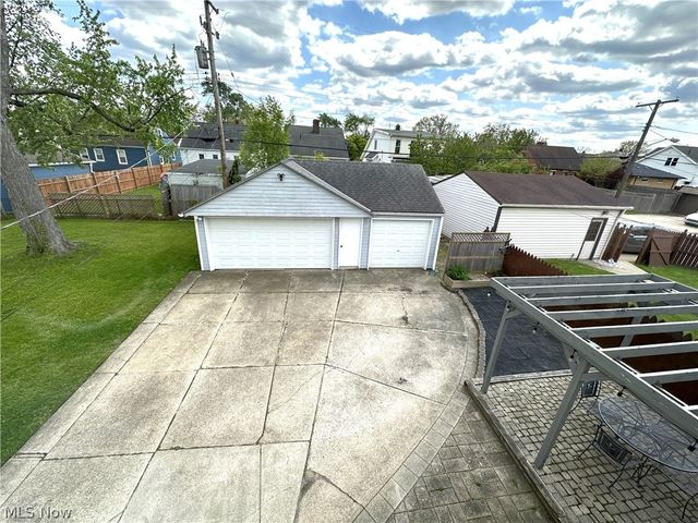 2713 Brookview Boulevard, Parma, OH 44134