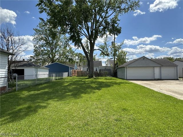 2713 Brookview Boulevard, Parma, OH 44134