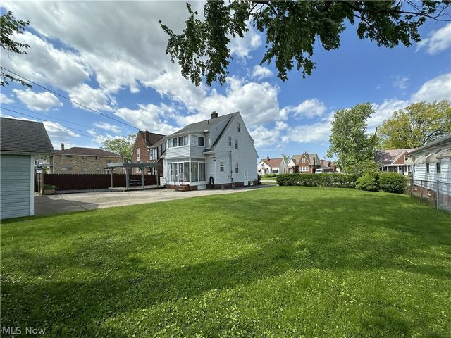 2713 Brookview Boulevard, Parma, OH 44134