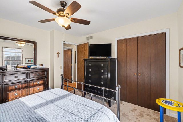 8182 N Dilcrest Circle, Florence, KY 41042