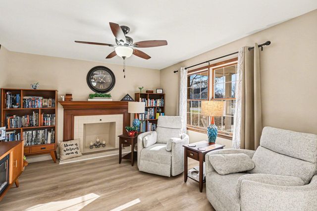 8182 N Dilcrest Circle, Florence, KY 41042