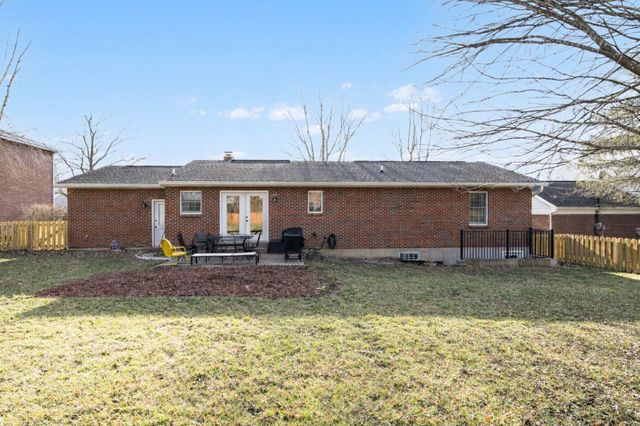 8182 N Dilcrest Circle, Florence, KY 41042