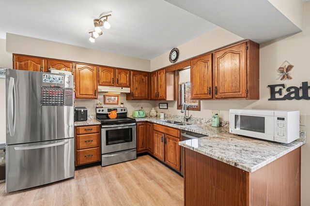 8182 N Dilcrest Circle, Florence, KY 41042