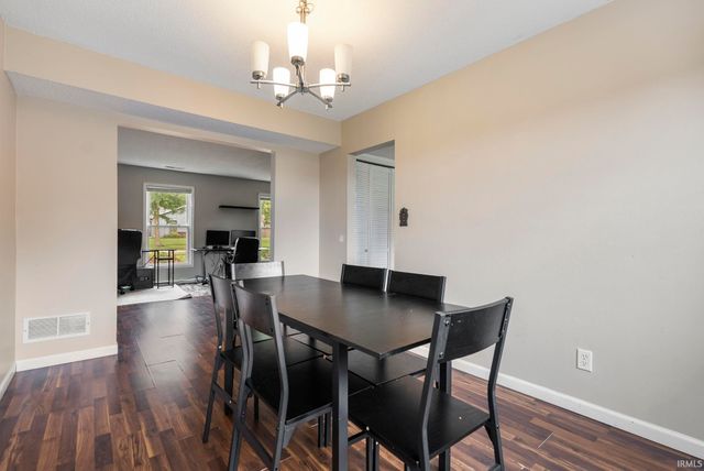 3806 Willshire Estates Drive, Fort Wayne, IN 46815