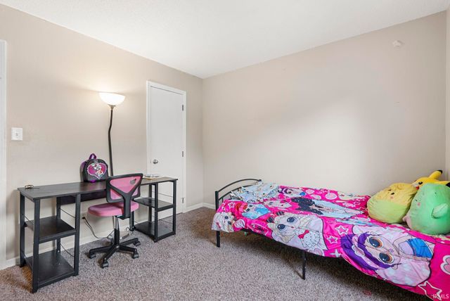 3806 Willshire Estates Drive, Fort Wayne, IN 46815