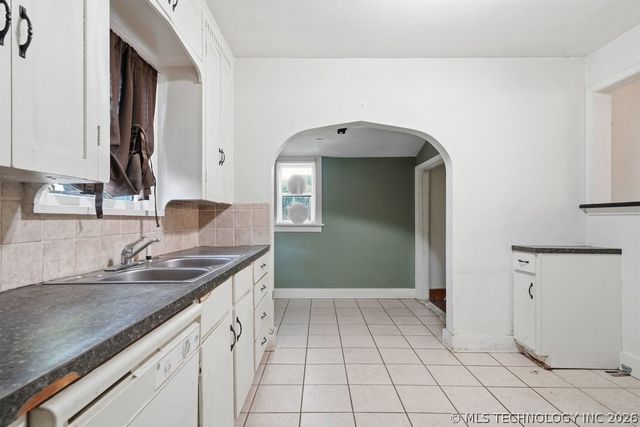 3308 E Haskell Place, Tulsa, OK 74115