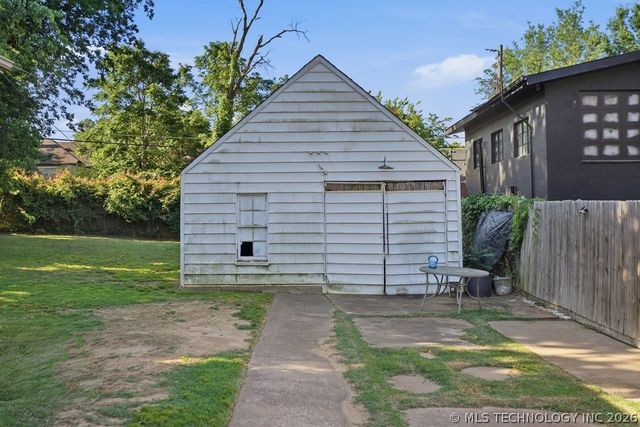 3308 E Haskell Place, Tulsa, OK 74115