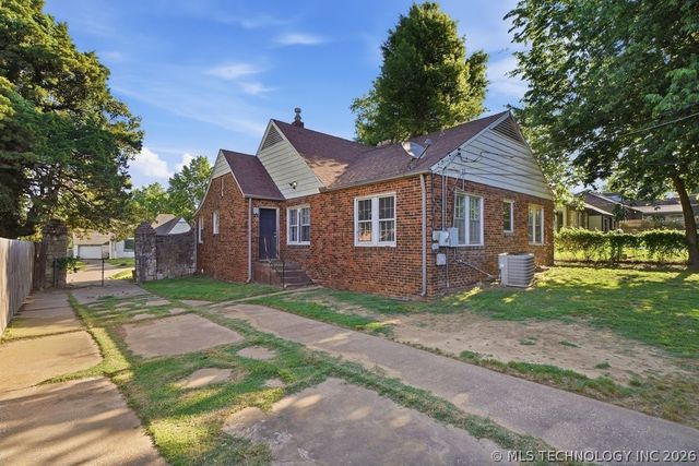 3308 E Haskell Place, Tulsa, OK 74115