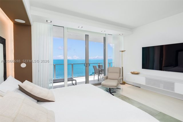 360 Ocean Dr 804S, Key Biscayne, FL 33149