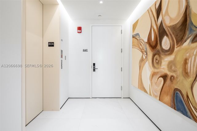 360 Ocean Dr 804S, Key Biscayne, FL 33149