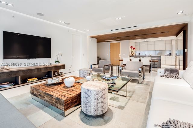 360 Ocean Dr 804S, Key Biscayne, FL 33149