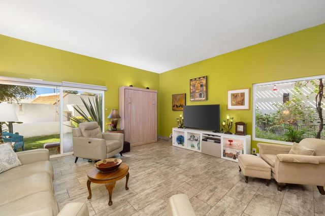 1683 Tam O Shanter Plaza, Palm Springs, CA 92264