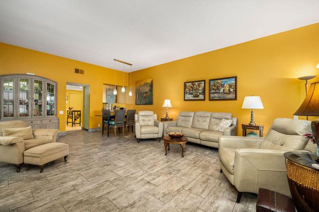 1683 Tam O Shanter Plaza, Palm Springs, CA 92264