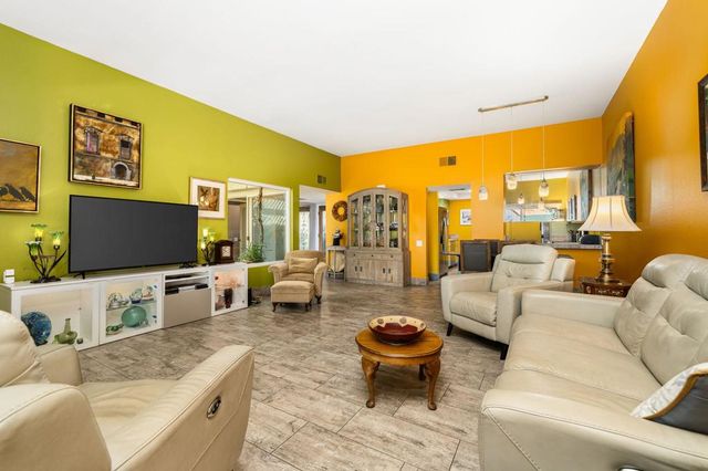 1683 Tam O Shanter Plaza, Palm Springs, CA 92264