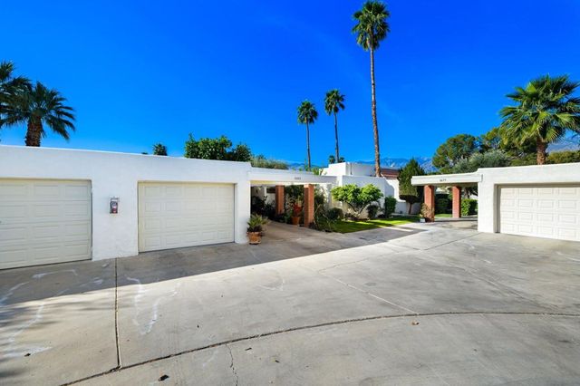 1683 Tam O Shanter Plaza, Palm Springs, CA 92264