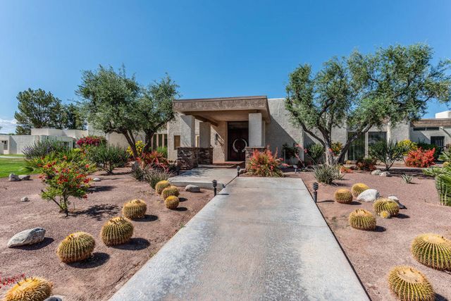 1683 Tam O Shanter Plaza, Palm Springs, CA 92264