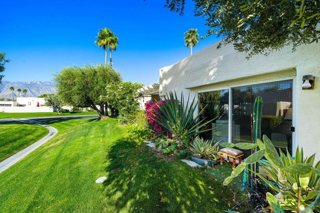 1683 Tam O Shanter Plaza, Palm Springs, CA 92264