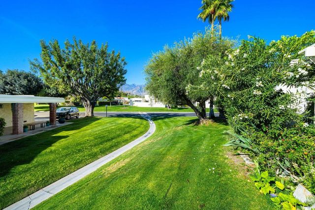 1683 Tam O Shanter Plaza, Palm Springs, CA 92264