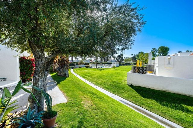 1683 Tam O Shanter Plaza, Palm Springs, CA 92264