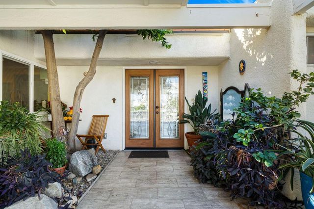 1683 Tam O Shanter Plaza, Palm Springs, CA 92264