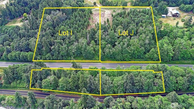 1 I Triangle Cove Lane, Camano Island, WA 98282