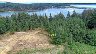 1 I Triangle Cove Lane, Camano Island, WA 98282