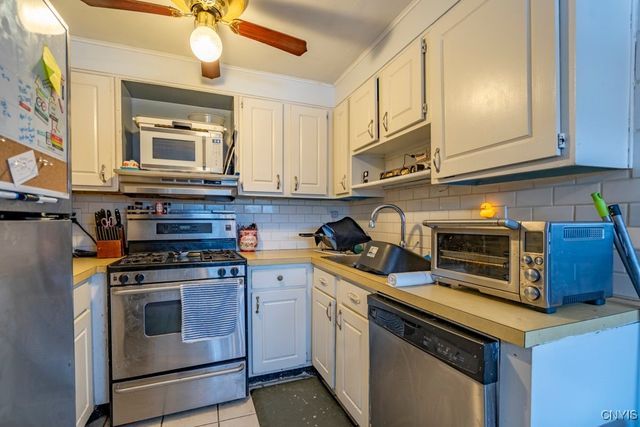 4174B Burningtree Road, Clay, NY 13090