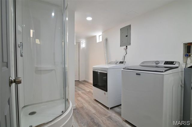 1782 Oliveto Lane, Hazelwood, MO 63042