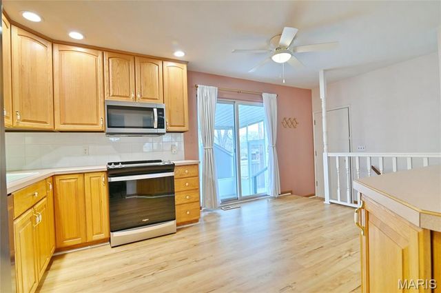 1782 Oliveto Lane, Hazelwood, MO 63042