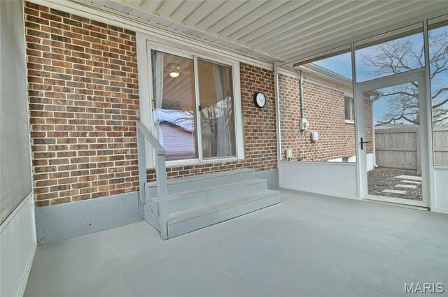 1782 Oliveto Lane, Hazelwood, MO 63042